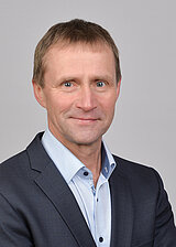 Prof. Dr.-Ing. Thomas Hartmann Prof. Dr.-Ing. Thomas Hartmann