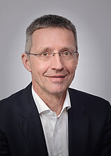 Prof. Dr.-Ing. Bert Oschatz